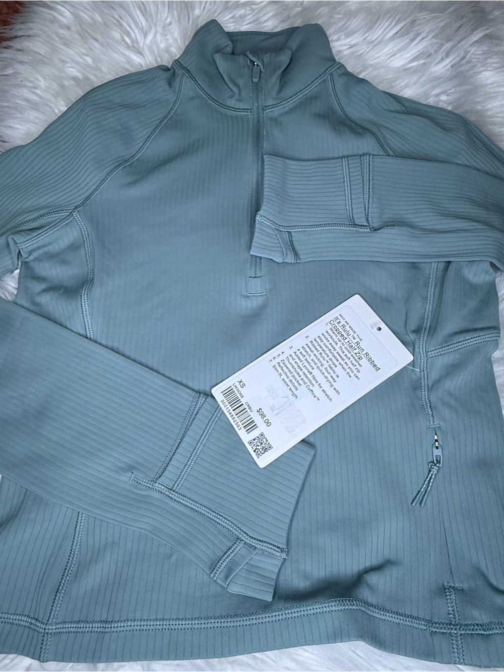 Lululemon Sz Xs It's Rulu Run crater blue
Cropped Half Zip